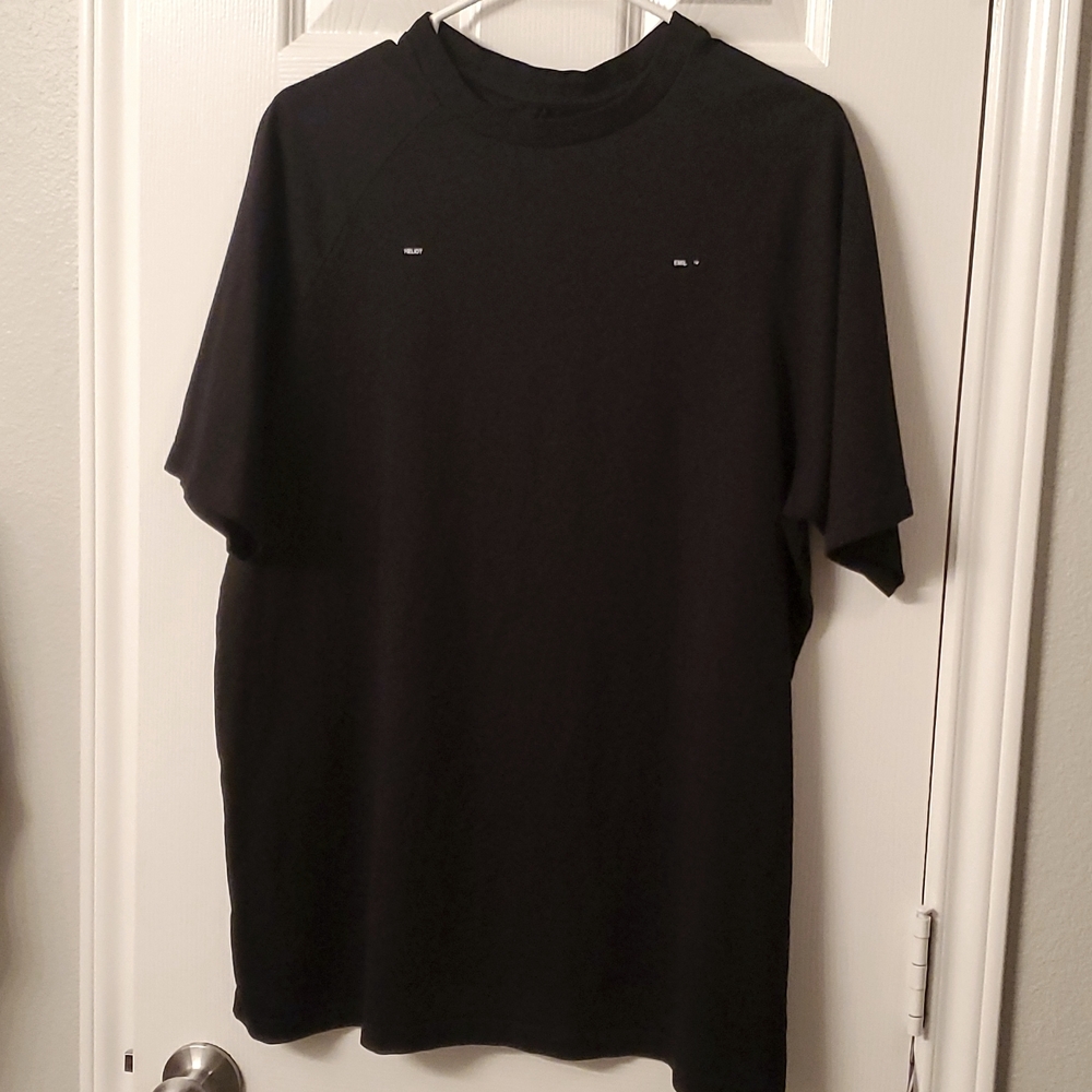 Heliot Emil Tee